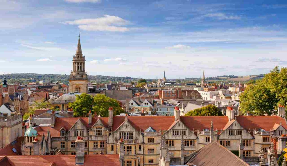 Copper Bottom: la casa di Oxford che sembra un'origami futuristico - Un'architettura all'avanguardia in questa città (depositphotos.com) - www.buildingcue.it