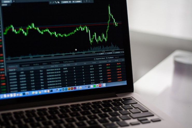 Illustrazione dell'andamento del mercato (Pixabay FOTO) - www.financecue.it