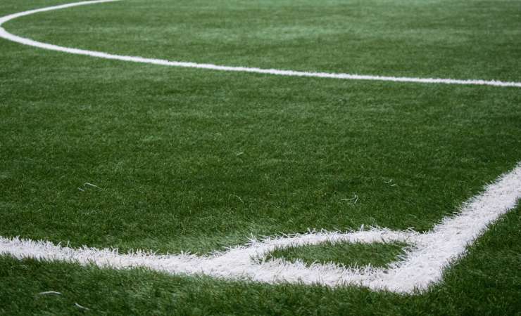 Campo di calcio (Canva foto) - www.managementcue.it