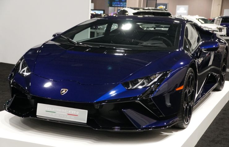 Auto rubate in UK, tante meraviglie su quattro ruote (DepositPhotos) - VehicleCUE