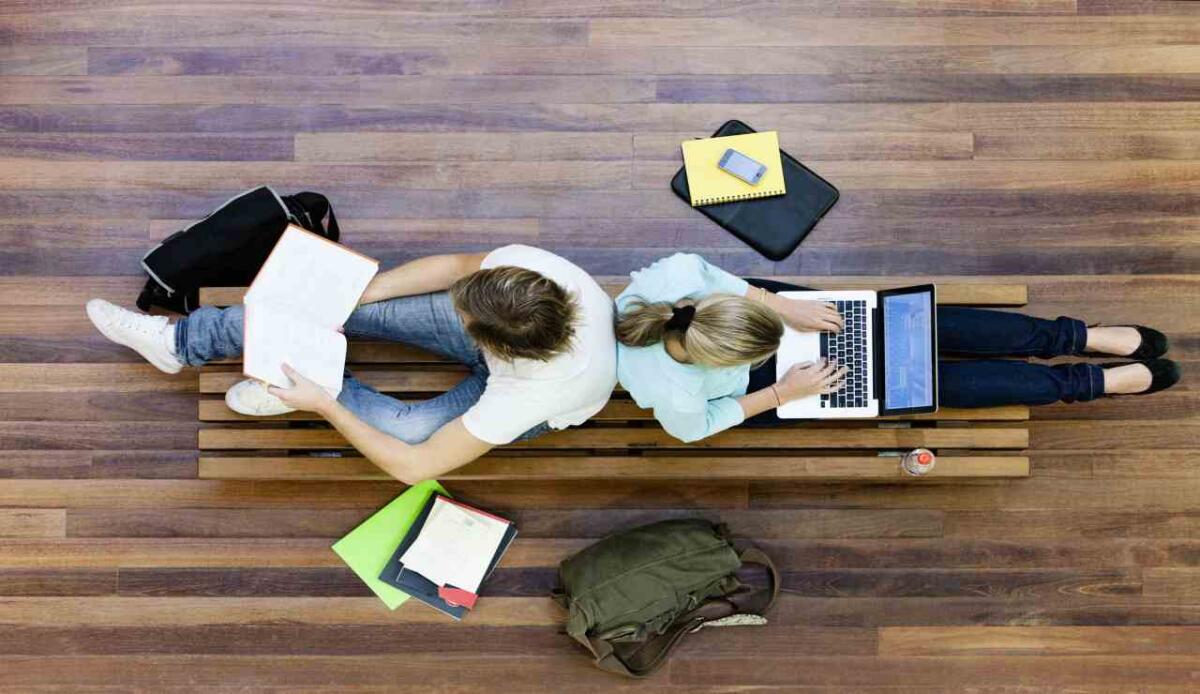 Cos’è Uniplaces? La soluzione smart per trovare alloggi per studenti, giovani e viaggiatori - Una soluzione intelligente per chi cerca fitto (depositphotos.com) - www.buildingcue.it
