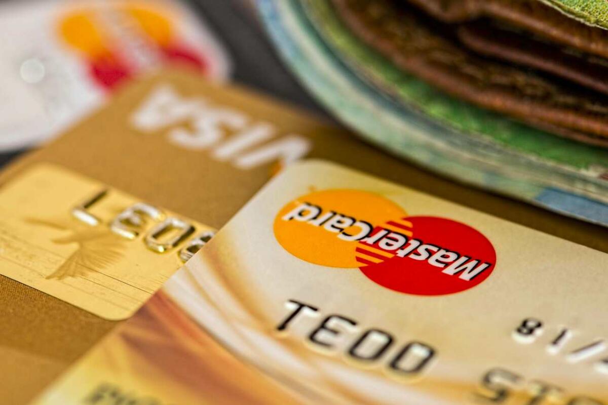 E-commerce vs negozi fisici: qual è più sostenibile? Un'analisi approfondita - 