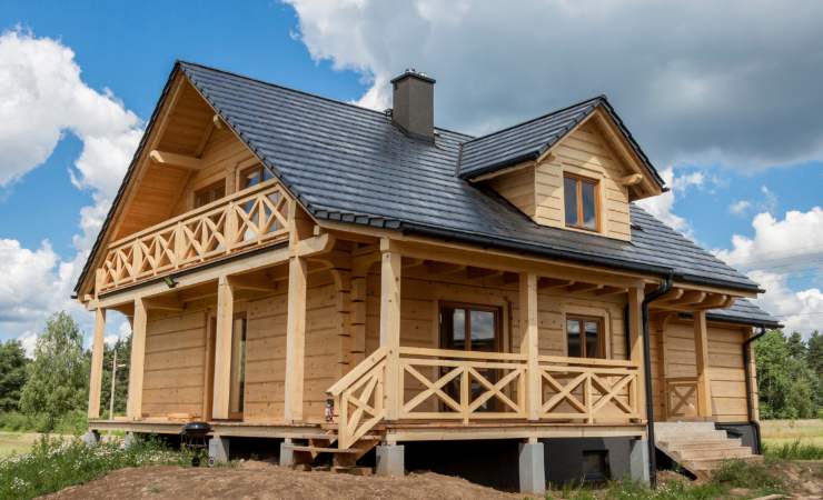 Casa di legno illustrazione (Canva foto) - www.buildingcue.it