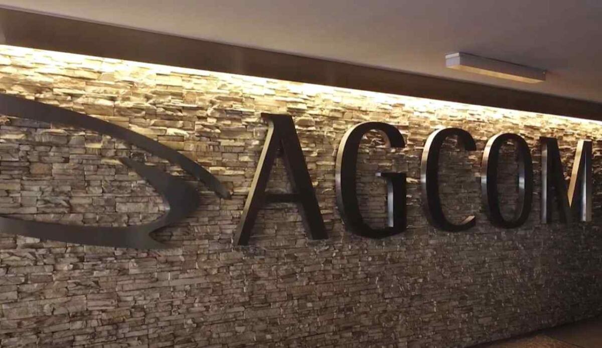 L'AGCOM ha avviato un'istruttoria nei confronti di 7 società di telemarketing aggressivo - L'AGCOM ha dato il via a un'istruttoria per 7 società di telemarketing. L'accusa sarebbe di telemarketing aggressivo. Cosa è successo? (screenshot /YouTube) - managementcue.it