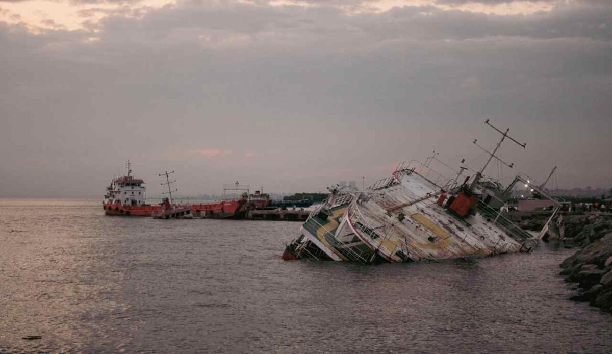 Incidente nave messicana a New York: ecco cosa è successo - Illustrazione di un incidente navale (Pexels FOTO) - marinecue.it