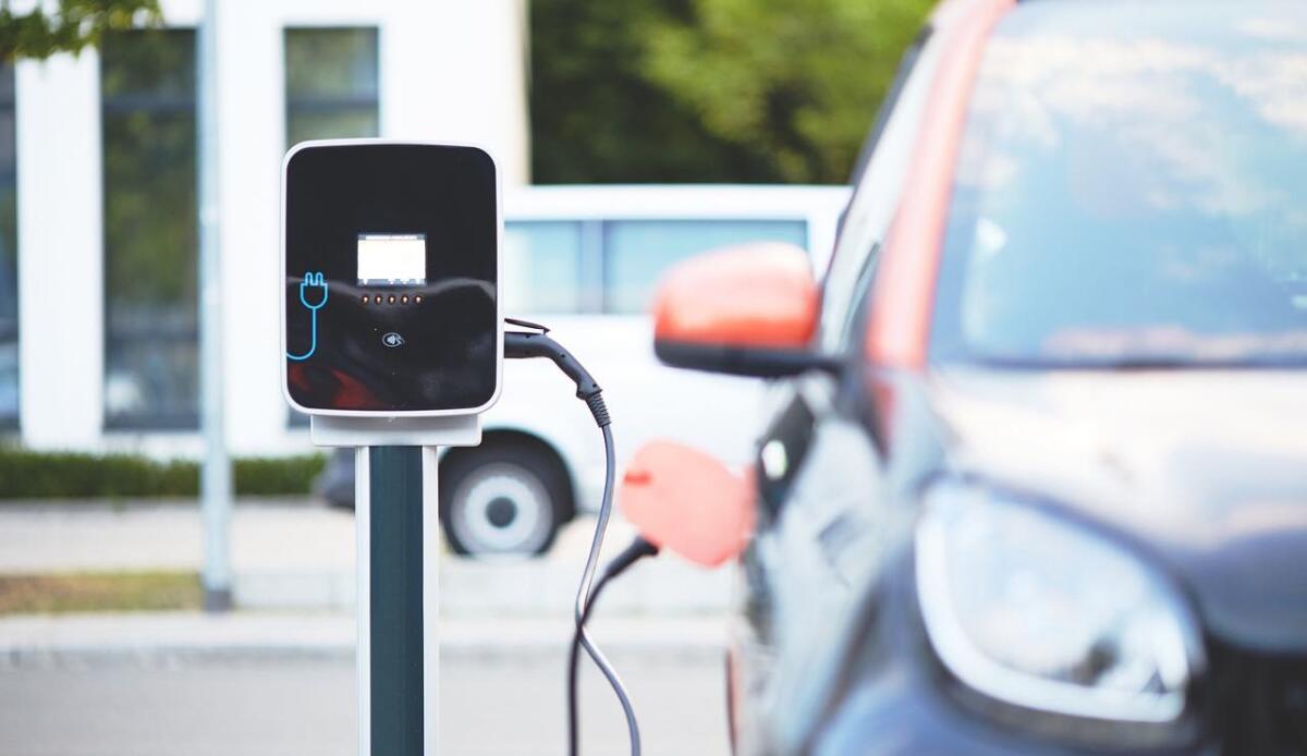 Il 70% degli automobilisti vuole una wallbox inclusa: è questa la chiave per vendere più auto elettriche? - Ricarica elettrica (PIXABAY FOTO) - www.vehiclecue.it