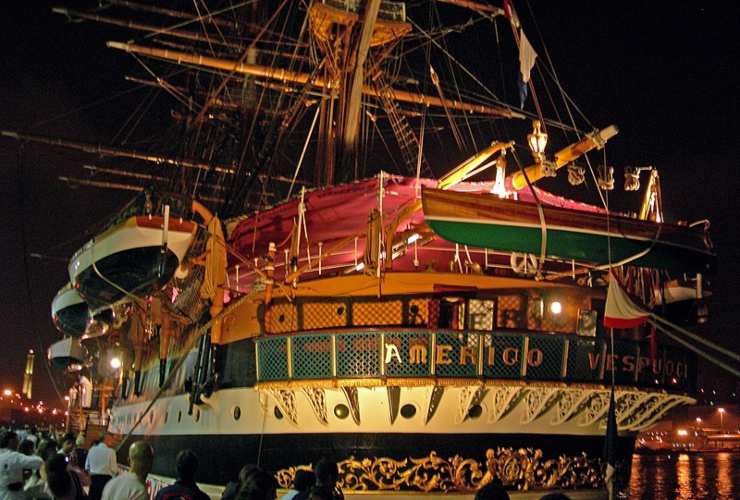 L'Amerigo Vespucci nel 2007 (Wikipedia Sidvics FOTO) - marinecue.it