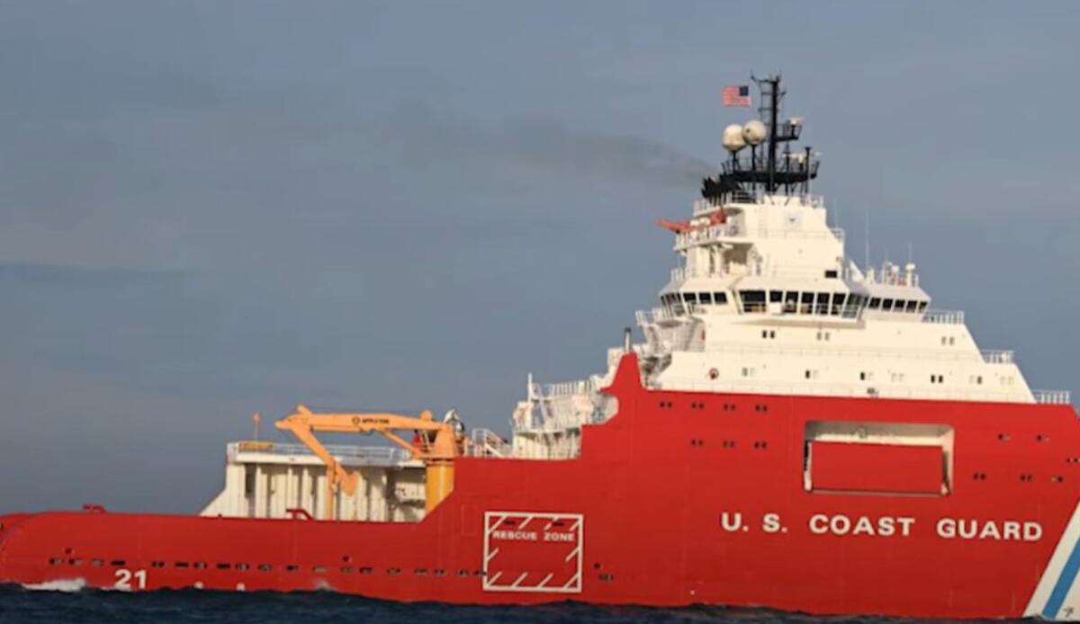 Lo storico rompighiaccio Storis torna a solcare i mari: partito per il suo viaggio inaugurale dopo il restauro - La Storis (screenshot Straight Arrow News/YouTube) - marinecue.it