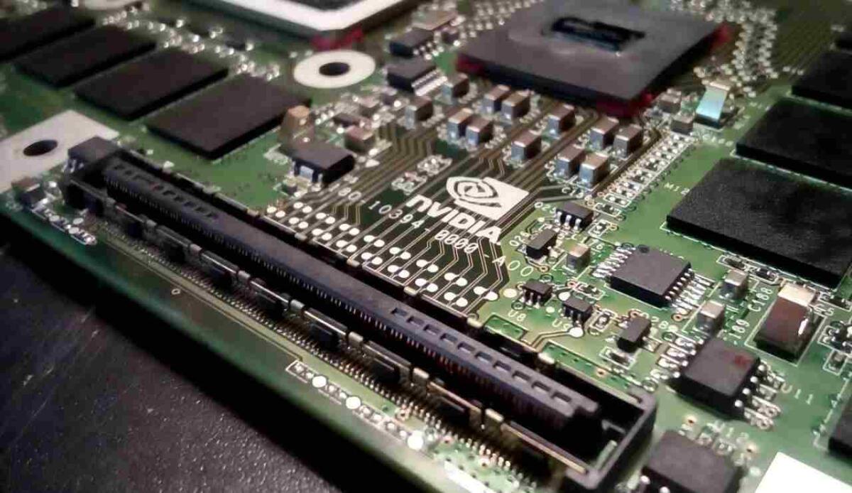 Record storico per Nvidia, capitalizzazione oltre i 4 trilioni di dollari: è la prima azienda al mondo a ottenere questo risultato - Illustrazione di un prodotto Nvidia (Pixabay FOTO) - financecue.it
