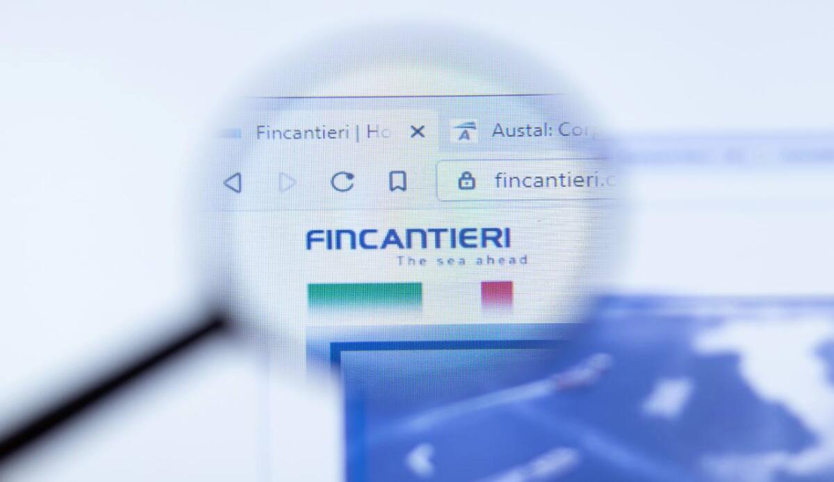 Fincantieri celebra un record nella cantieristica navale di classe B - Risultati eccezionali (depositphotos.com) - www.marinecue.it