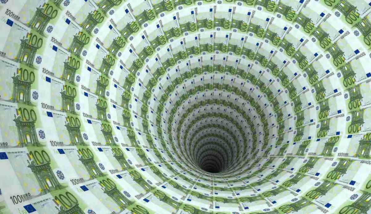 Stampare più soldi non risolverebbe la povertà? - La soluzione? (depositphotos.com) - www.financecue.it
