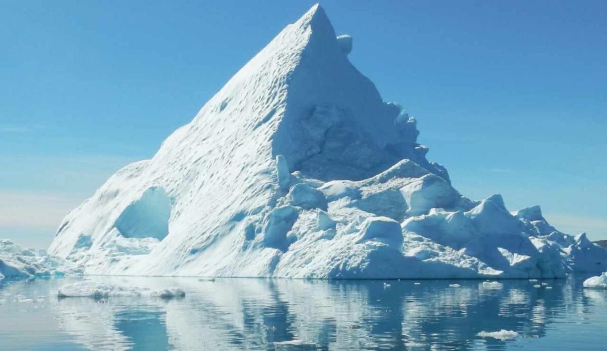 Circolo Polare Artico: neve fresca invernale diventa sempre più rara - Illustrazione di uno scorcio del Circolo Polare Artico (Canva FOTO) - energycue.it