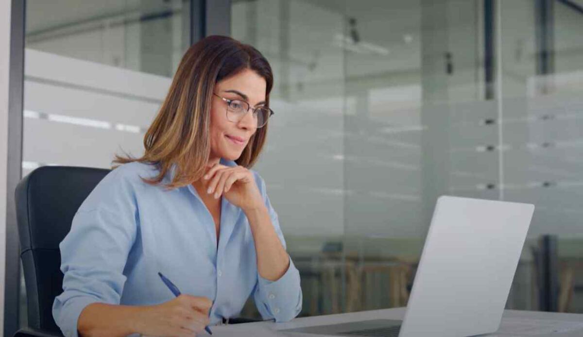 Come controllare online i propri contributi pensionistici con il nuovo servizio Inps - Come funziona lo strumento online per la verifica dei tuoi contributi? Scopri ora come verificare quanto hai già dato per pagarti la pensione (screenshot INPS - Canale ufficiale/YouTube) - financecue.it