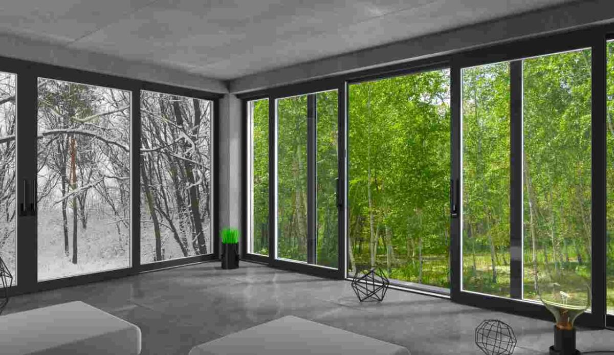 Finestrini solari trasparenti: un nuovo rivestimento produce energia senza alterare la vista - Finestre e energia solare (Canva foto) - www.energycue.it