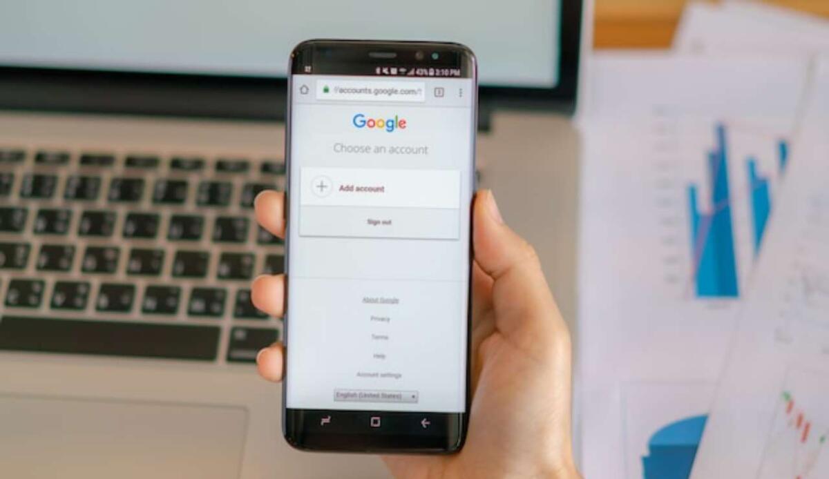 Google obbligata a condividere i dati di ricerca con i concorrenti: cosa cambia per utenti e privacy - La ricerca Google lascia spazio questo (Freepik Foto) - www.managementcue.it