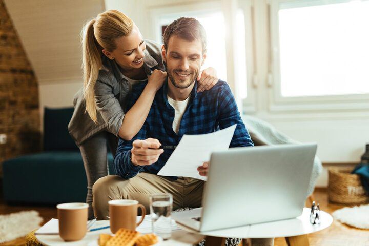 Giovani e mutuo, ecco come funziona (Freepik Foto) - www.financecue.it