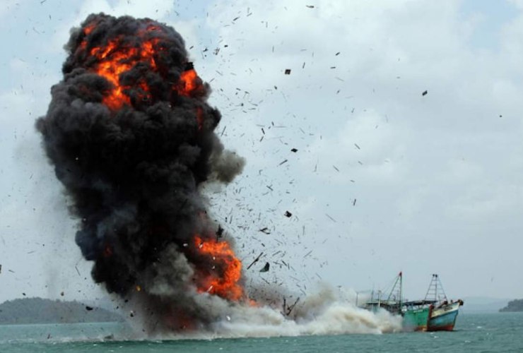 Incendi sulle navi, ecco le nuove soluzioni (Freepik Foto) - www.marinecue.it
