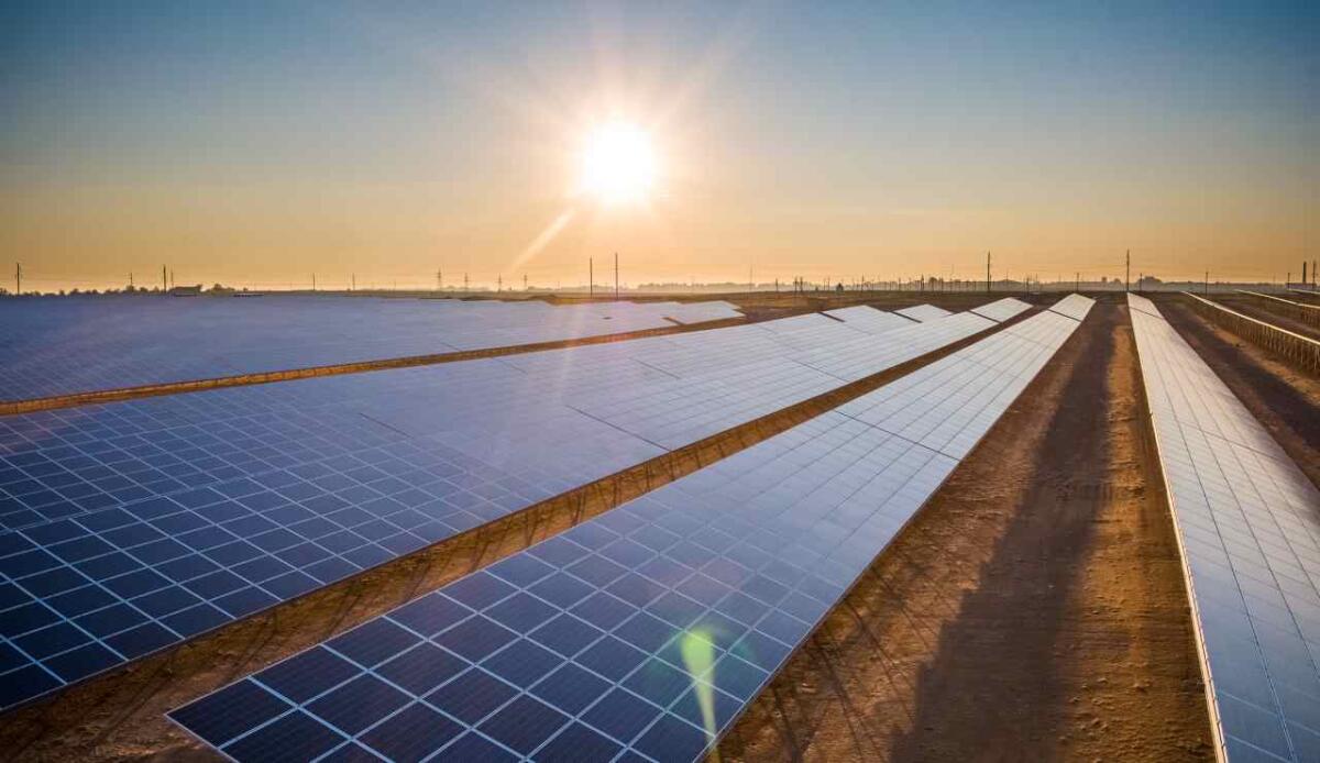 Energia solare, la nuova regina: ora batte carbone, gas e vento - Energia solare, i costi ridotti per un futuro migliore? (DepositPhotos) - EnergyCUE