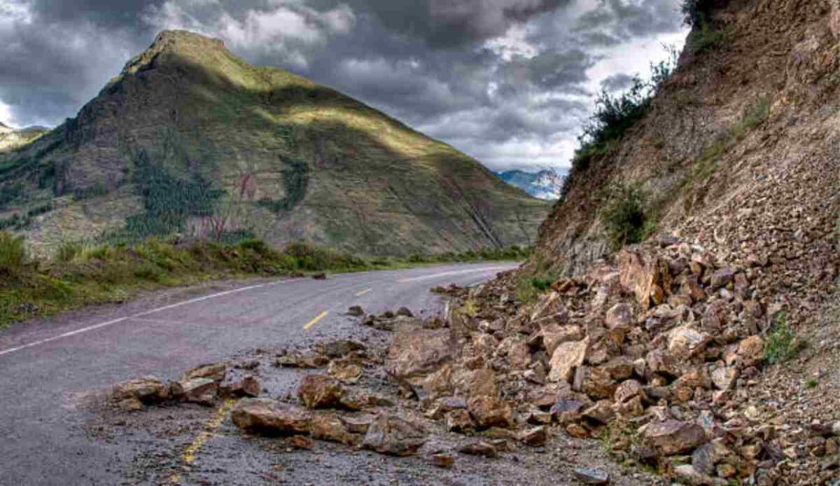 Alluvioni, terremoti e frane: con HaMMon i supercomputer stimano i danni prima che accadano - Monitoraggio delle frane (Freepik foto) - www.systemscue.it
