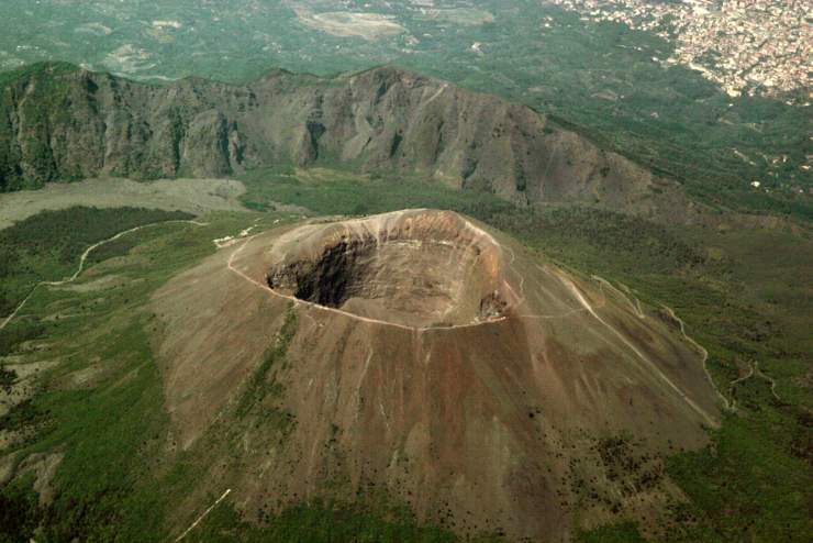 Vulcano meccanico, il progetto ispirato al Vesuvio (DepositPhotos) - ScienceCUE