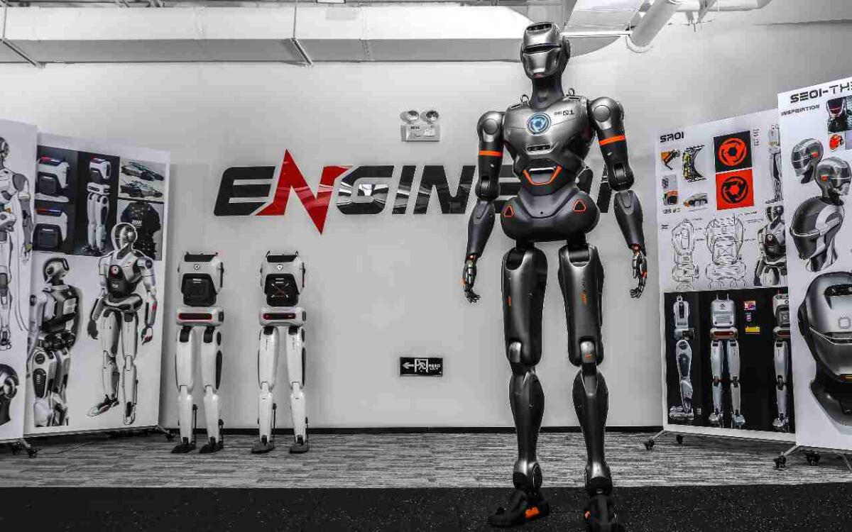 EngineAI e la nuova robotica umanoide general-purpose: promesse, dimostrazioni e realtà tecnica - 