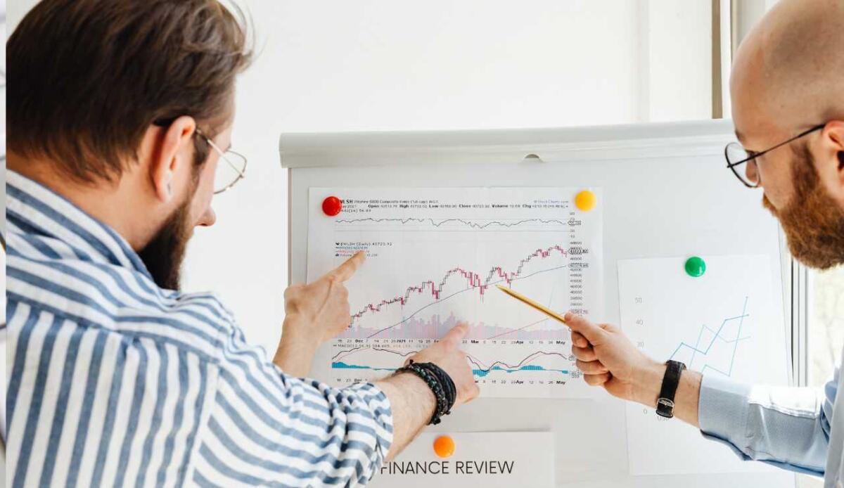 Finanza comportamentale: cos’è, come funziona e perché è sempre più centrale nelle scelte finanziarie - 