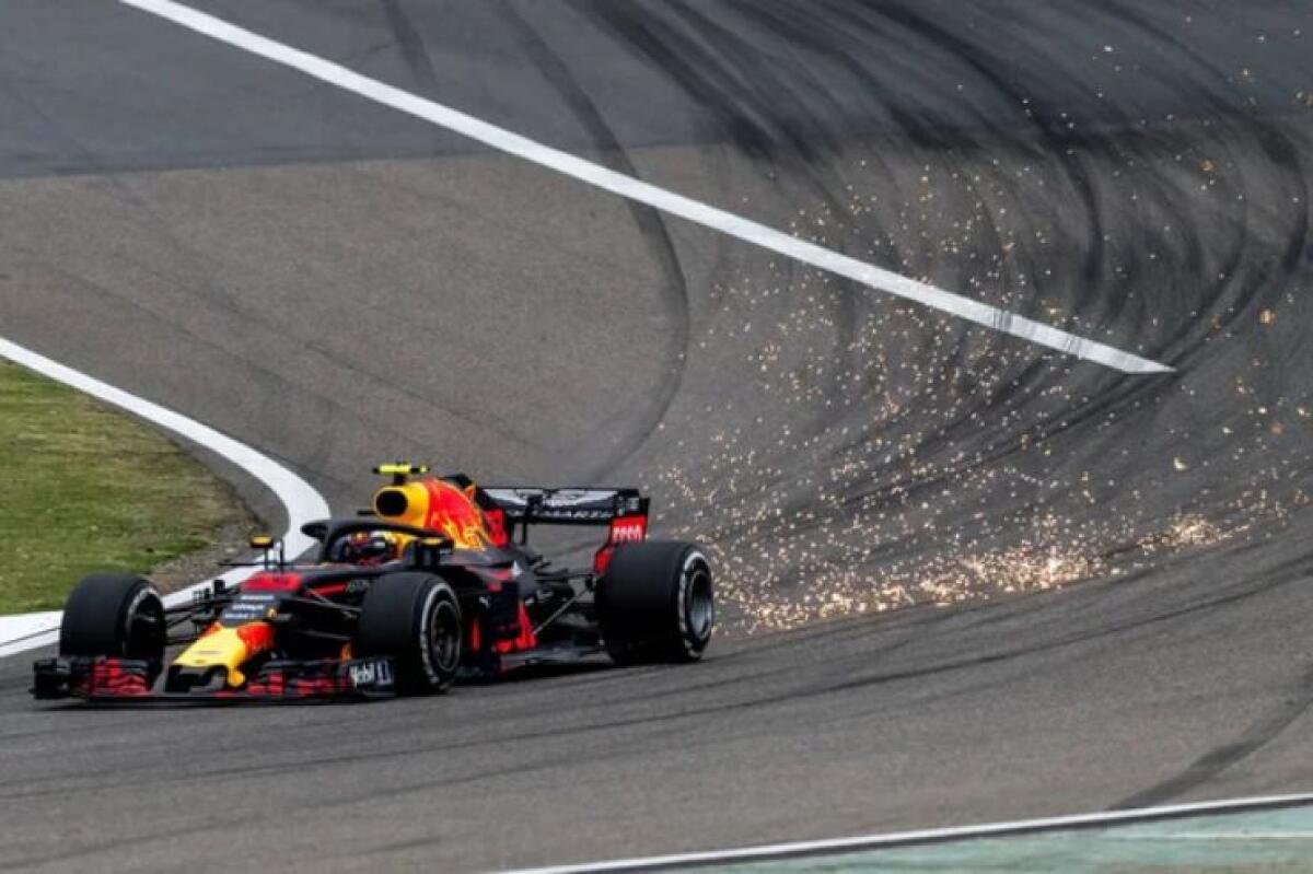 F1 2026: aerodinamica e motori, tutte le novità tecniche delle monoposto - Monoposto durante una gara di F1 (Depositphotos foto) - www.vehiclecue.it