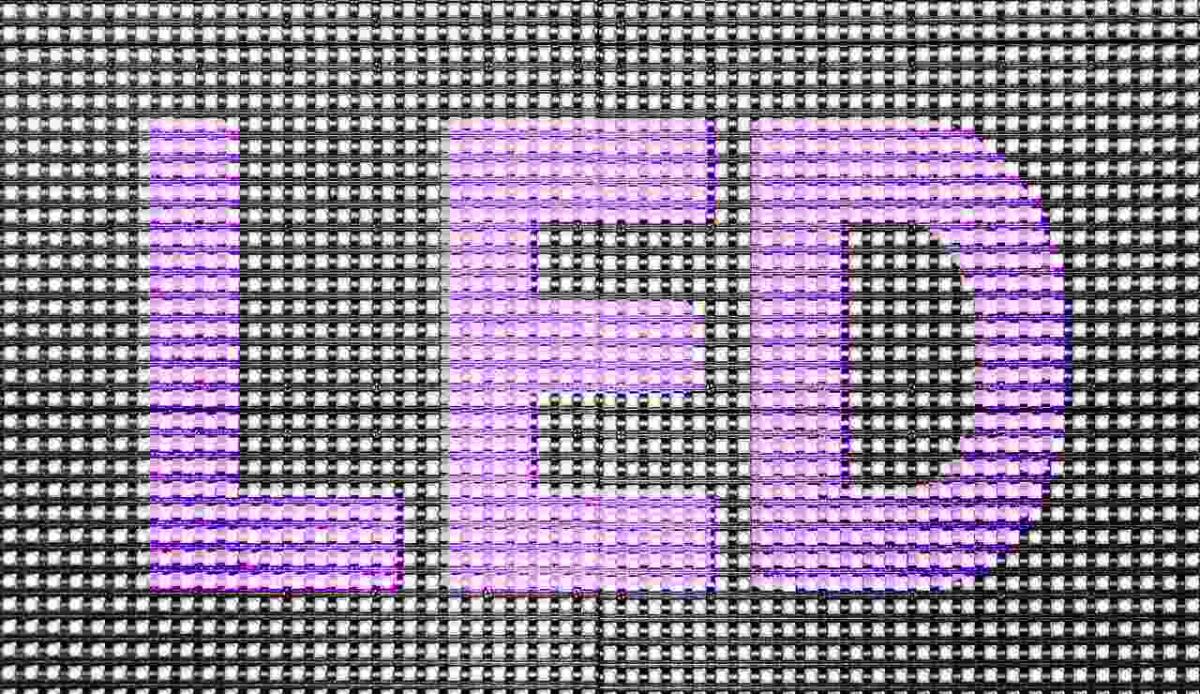LED da nanoparticelle isolanti: scoperta importantisisma per l’optoelettronica - 