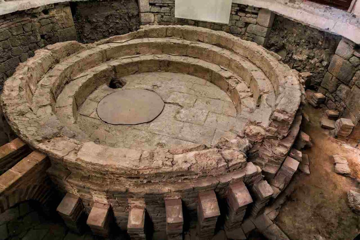 Scoperta una monumentale vasca romana nascosta da oltre 2.000 anni - Imagine a scopo rappresentativo