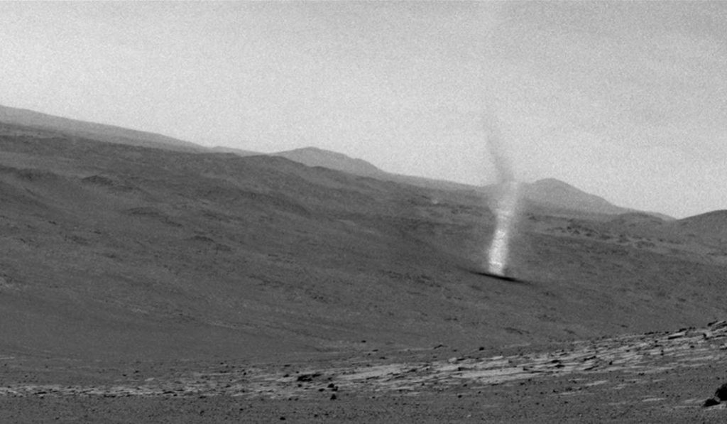 Perseverance registra per la prima volta il suono delle scariche elettriche nelle tempeste di sabbia marziane [VIDEO]