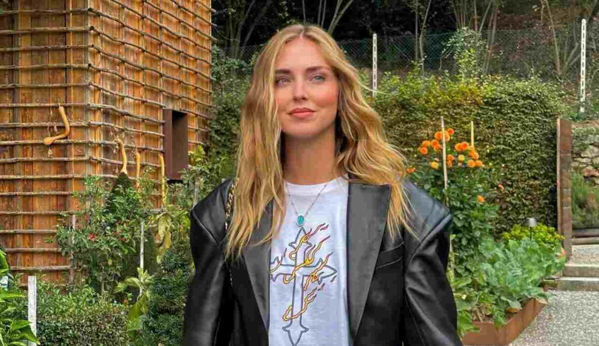 Nientre truffa aggravata: perché Chiara Ferragni è stata prosciolta nei casi Pandoro e Uova? - Chiara Ferragni prosciolta nel caso Balocco e Dolci Preziosi (Instagram di Chiara Ferragni foto) - financecue.it
