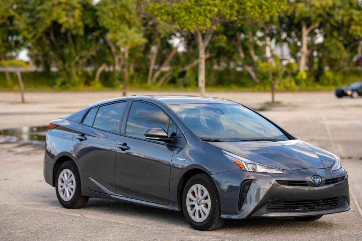 Toyota Prius, secondo richiamo per le portiere posteriori: cosa non ha funzionato nel 2024 e come cambia la soluzione nel 2026 - 