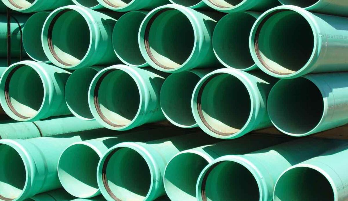 Scienza e lavorazione della plastica: come funziona l'estrusione dei tubi? - 