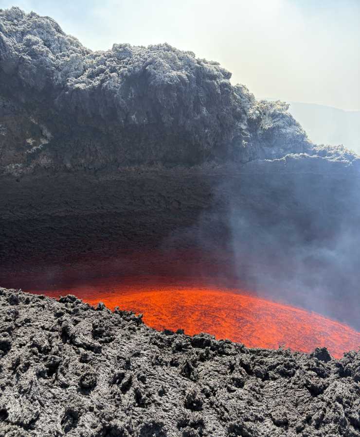 Lava sull'Etna in eruzione (21 agosto 2025). Credits immagine: Heidi Garcia