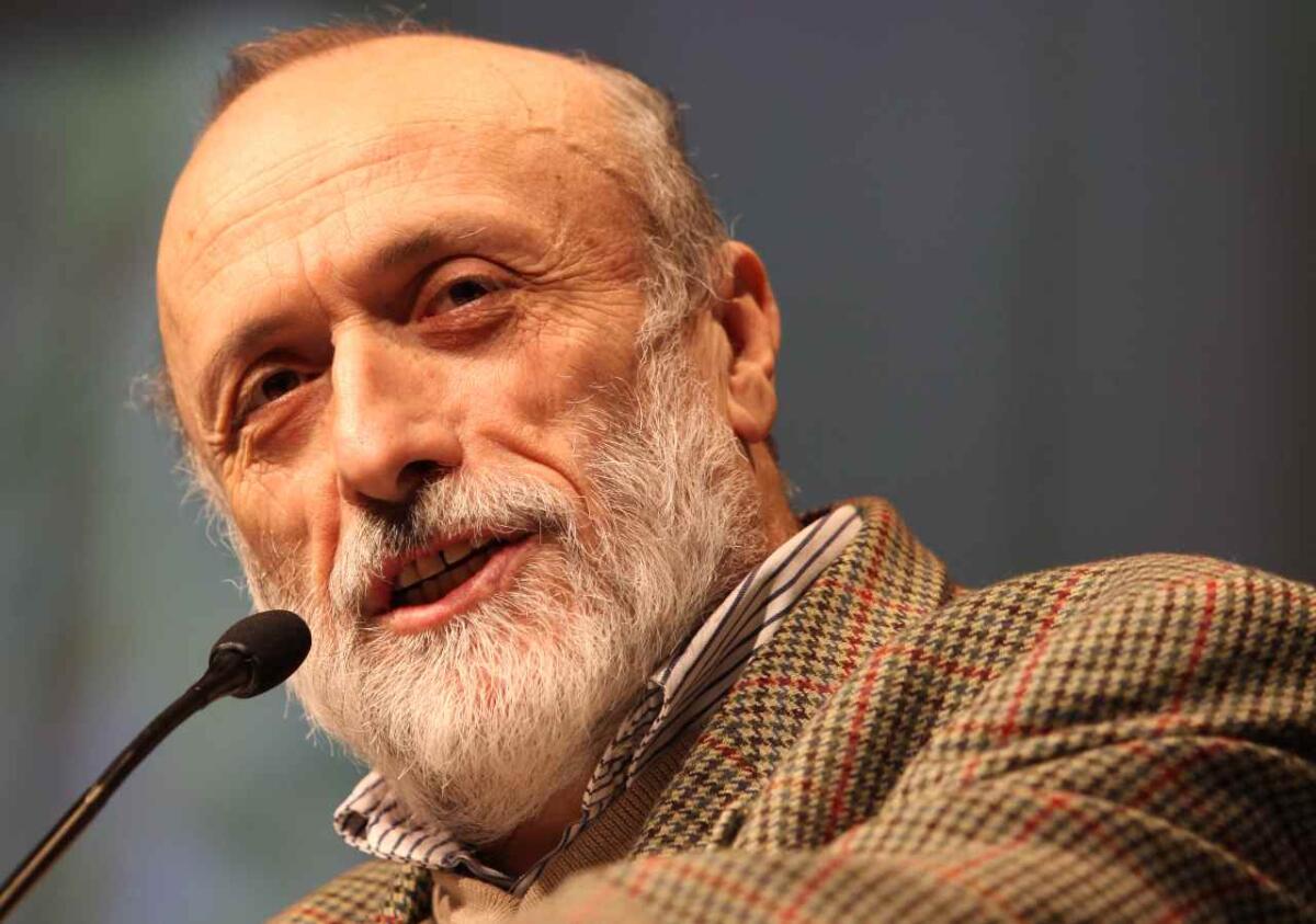 Carlo Petrini è morto: il fondatore di Slow Food aveva 76 anni