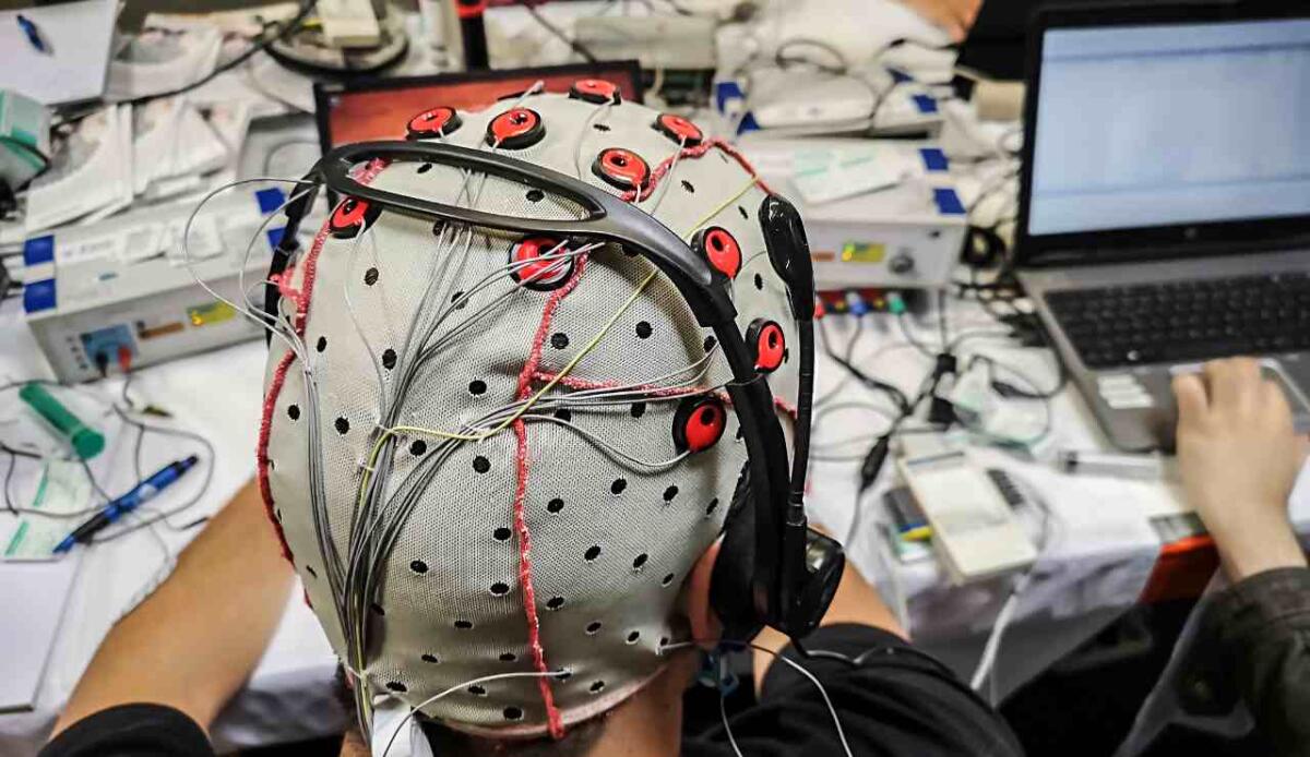 Quando il cervello diventa interfaccia: lo stato dell'arte delle BCI e il caso BrainArt® - 