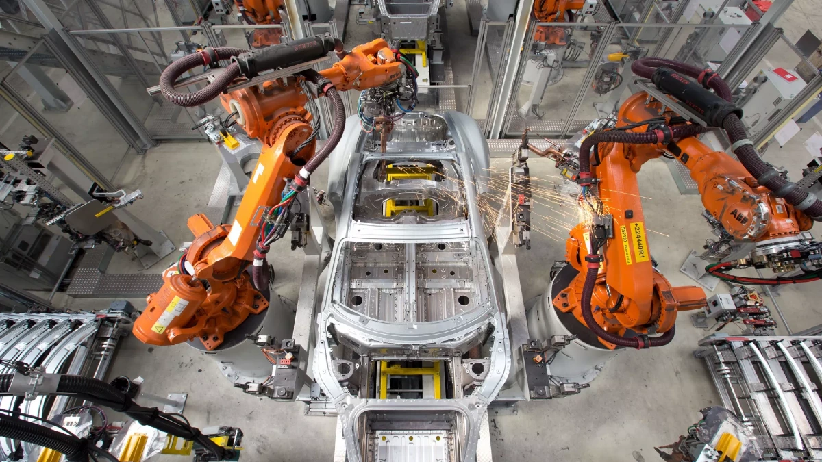 Osnabrück, intesa per cedere lo stabilimento Volkswagen alla difesa - Volkswagen Osnabrück
